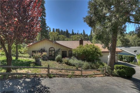 Photo of 23167 Brookside Road, Crestline, CA 92325 (MLS # IG24226451)