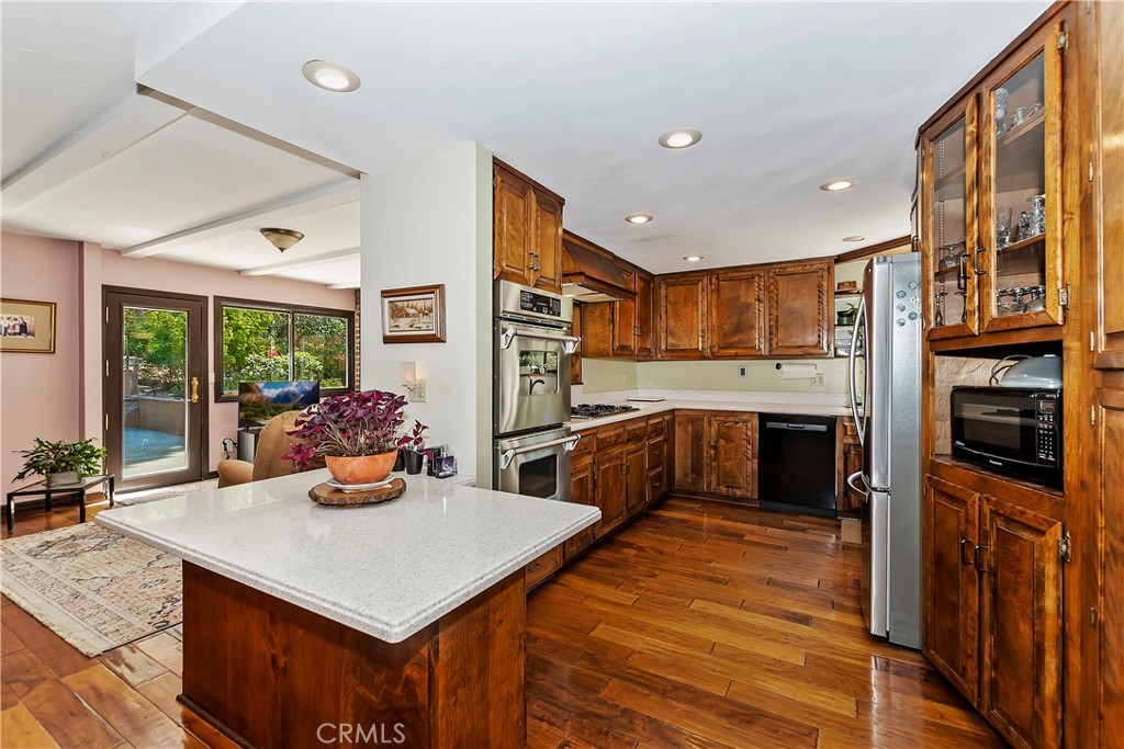 23167 Brookside Road
