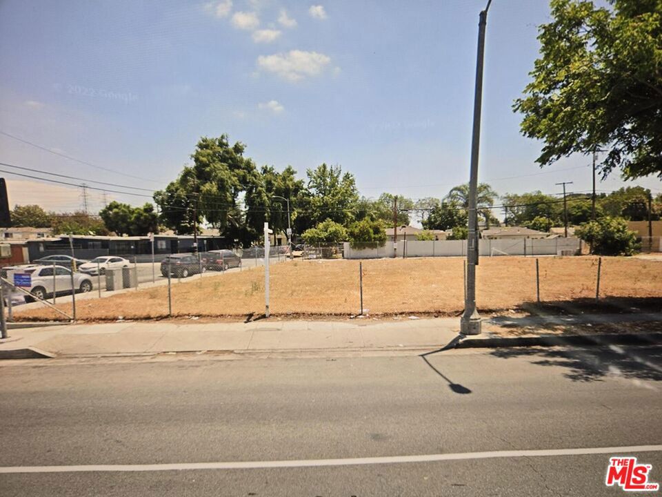 Prime 1/3 of acre CORNER LOT composed of 15686 SQ. FT, Located corner 0f LONG BEACH BLVD & 69TH ST. Great Visibility. Property zoned LBCCA which permitted for COMMERCIAL, BUSINESS, RETAIL, MEDICAL, LAW, PROFESSIONAL SERVICES, PROFESSIONAL OFFICES, SHOPPING AND OTHER USES. Buyer shall verify all uses with the city of Long Bech Planning Dep. Property is Accessible on 3 Sides , bounded by 2 Streets and Alley. Property Contains 5 APN. Property located in North Long Beach and North of 91 Freeway , West of 710 , also near by 405. 110, 105 Freeway. Tremendous buildable OPPORTUNITY for a Business Owner, Builder, Developer. Property is being sold AS-IS. Buyer is responsible for ALL COSTS FOR CONDUCTING THEIR OWN DUE DILIGENCE, ENVIRONMENTAL SURVEYS, ENVIRONMENTAL SITE ASSESSMENT, ANY AND ALL INSPECTIONS AND INVESTIGATIONS. Buyer shall contact the city, county and state departments to determine all possible uses. Property Contain 5 APN 7304-005-002 (5350SF) ,7304-005-003(2583SF) ,7304-005-004(2583SF), 7304-005-005(2584SF) , 7304-005-006(2586SF). Total of 15,686 sf