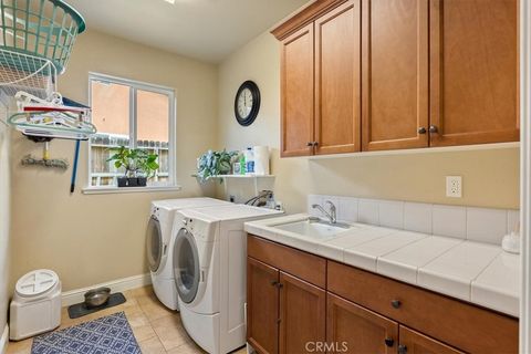 Tiny photo for 204 Victoria Court, Paso Robles, CA 93446 (MLS # NS26077889)