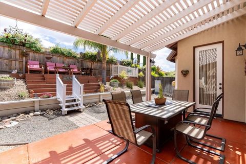 Tiny photo for 204 Victoria Court, Paso Robles, CA 93446 (MLS # NS26077889)