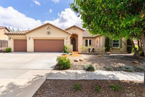 Tiny photo for 204 Victoria Court, Paso Robles, CA 93446 (MLS # NS26077889)