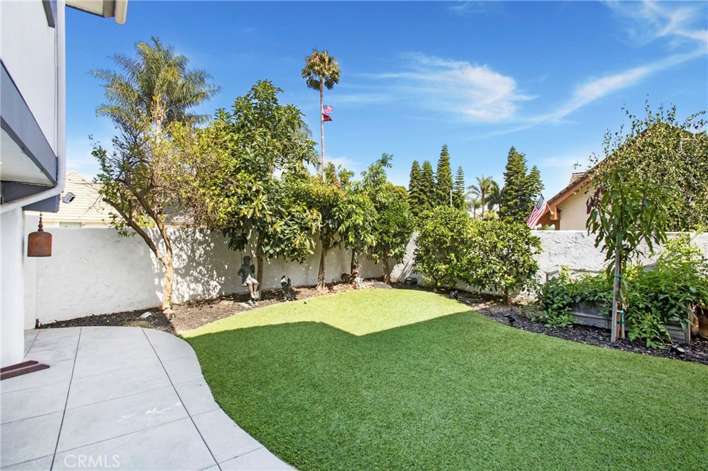 22102 Wood Island Lane