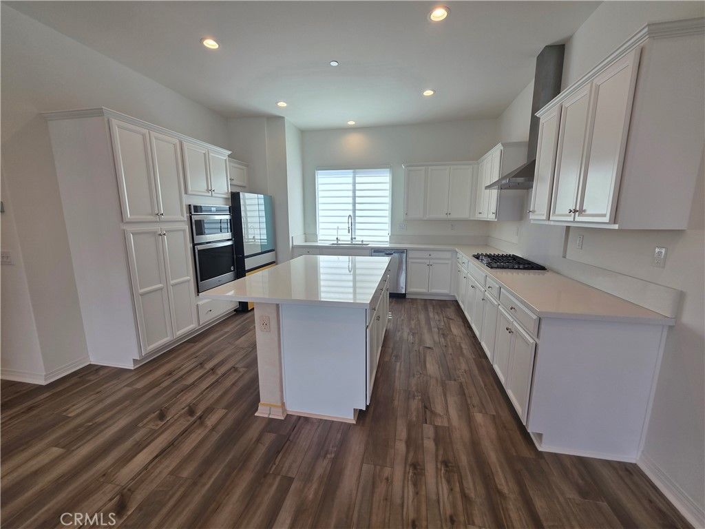 Photo of 120 Rondo, Irvine, CA 92618 (MLS # TR26053315)