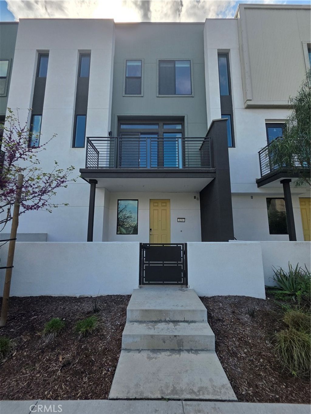 Photo of 120 Rondo, Irvine, CA 92618 (MLS # TR26053315)