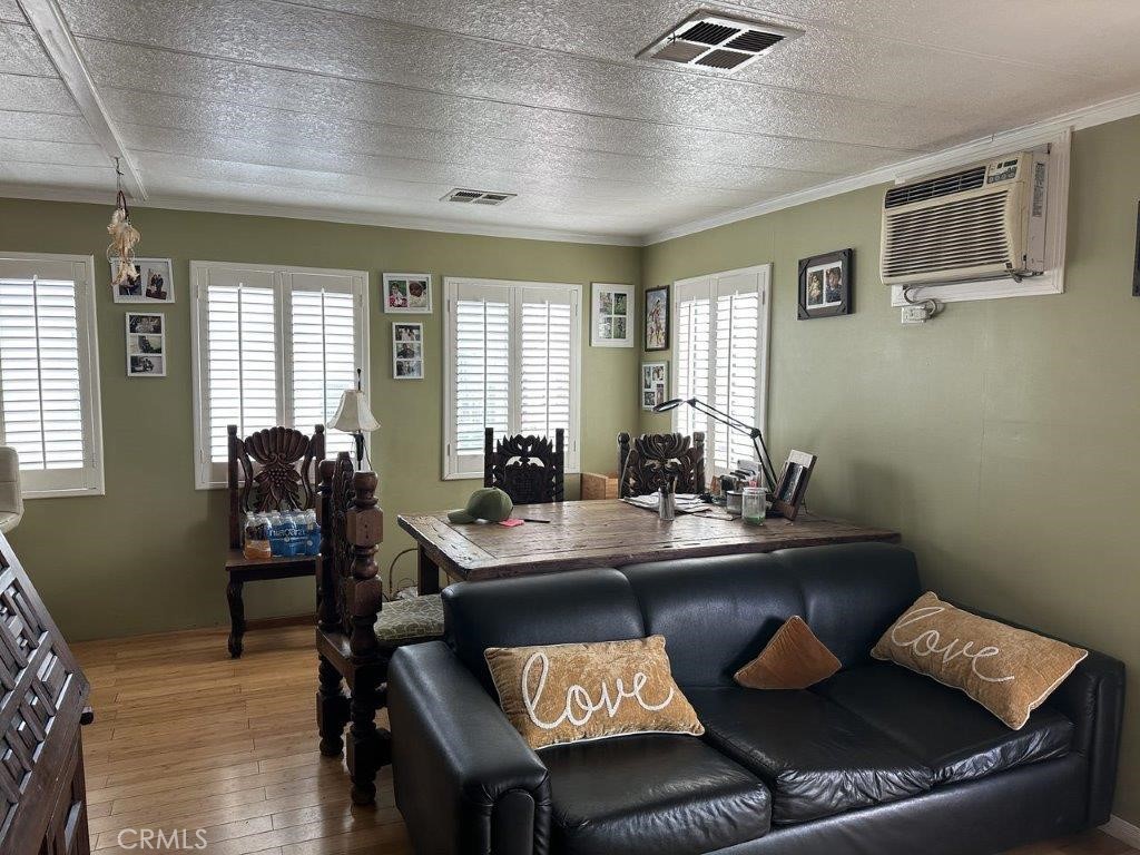2421 sierra Highway 21
