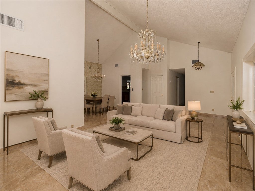 18129 Delano