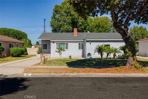 425 W Knepp Fullerton CA 92832