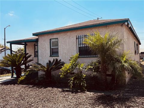 Photo of 758 E 106th Street, Los Angeles, CA 90002 (MLS # RS25180544)