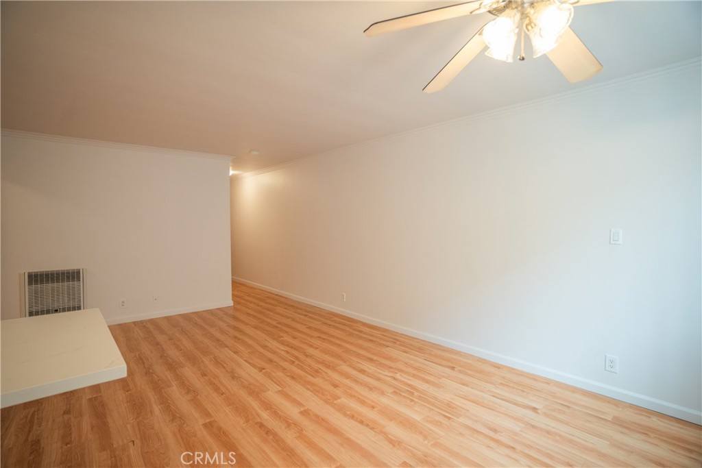 1405 E 1st Street 7