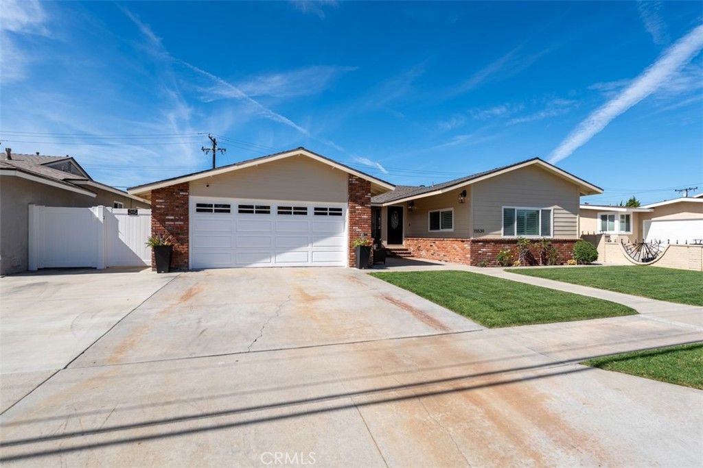 Photo of 15539 Escalona Rd, La Mirada, CA 90638 (MLS # OC26047364)