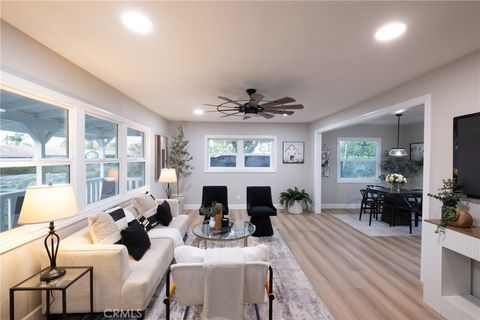 Photo of 41747 Crest Dr, Hemet, CA 92544 (MLS # OC26083216)