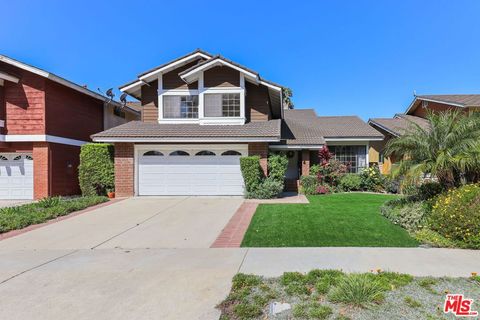 Photo of 6501 Bradley Place, Los Angeles, CA 90056 (MLS # 26734283)
