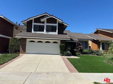 Photo of 6501 Bradley Place, Los Angeles, CA 90056 (MLS # 26734283)