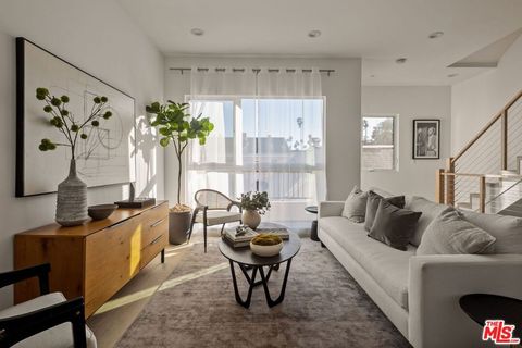 Photo of 6118 Marbella Place, Los Angeles, CA 90038 (MLS # 26633345)