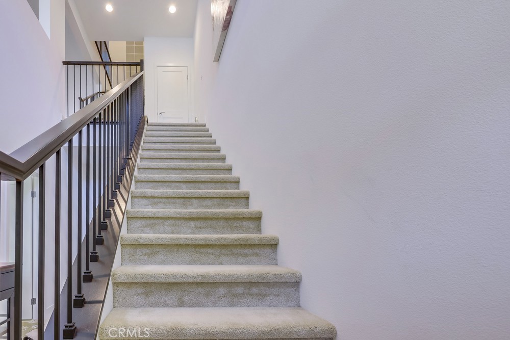 Iron Ridge - Residential