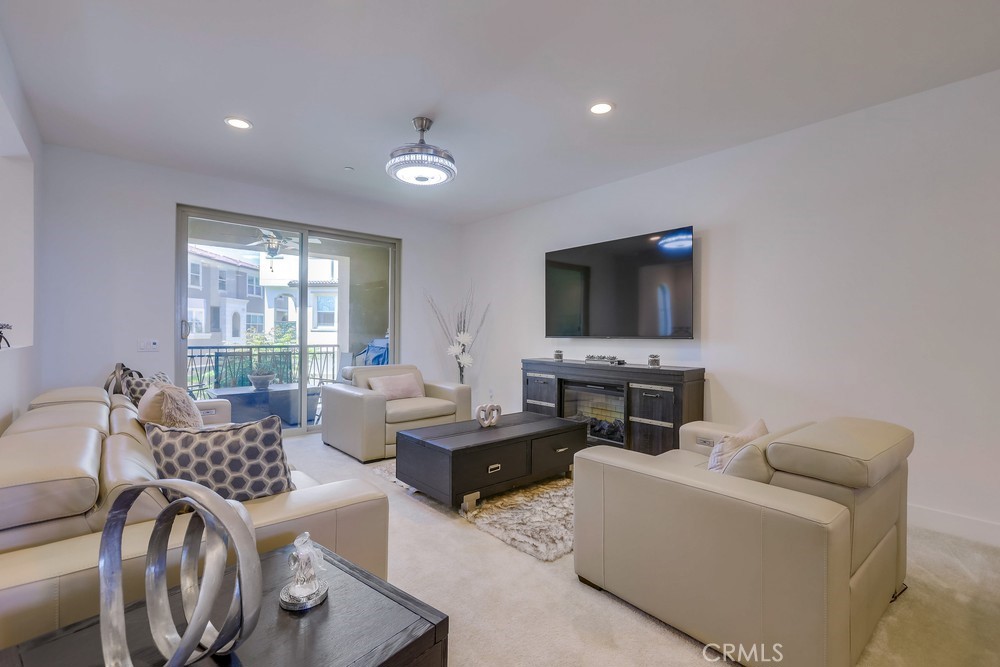 Iron Ridge - Residential