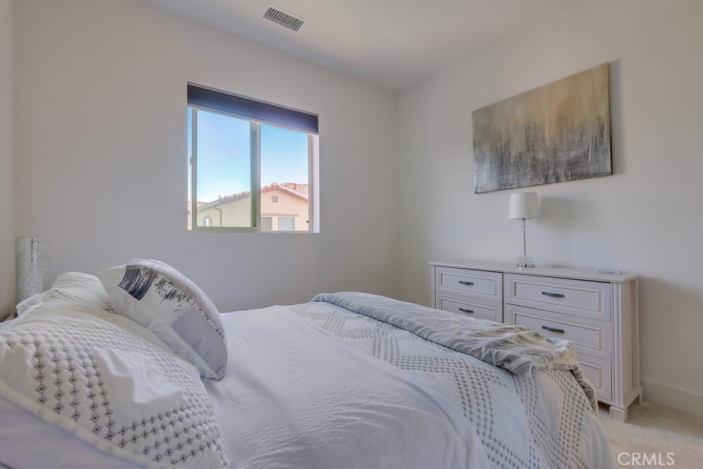 Iron Ridge - Residential