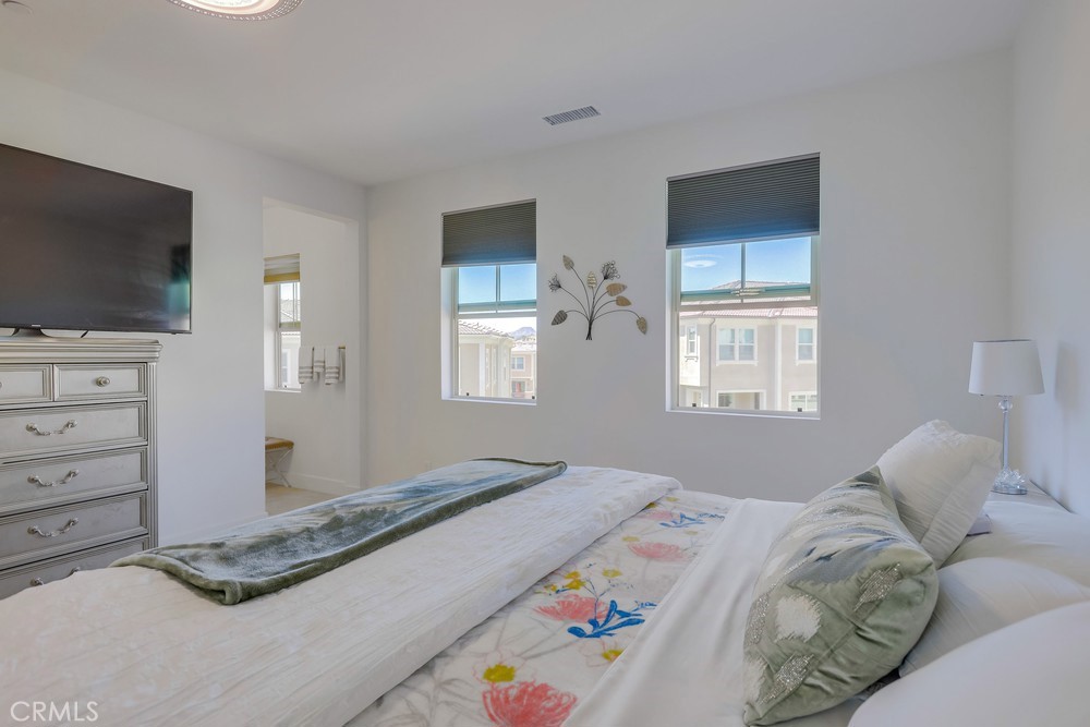 Iron Ridge - Residential