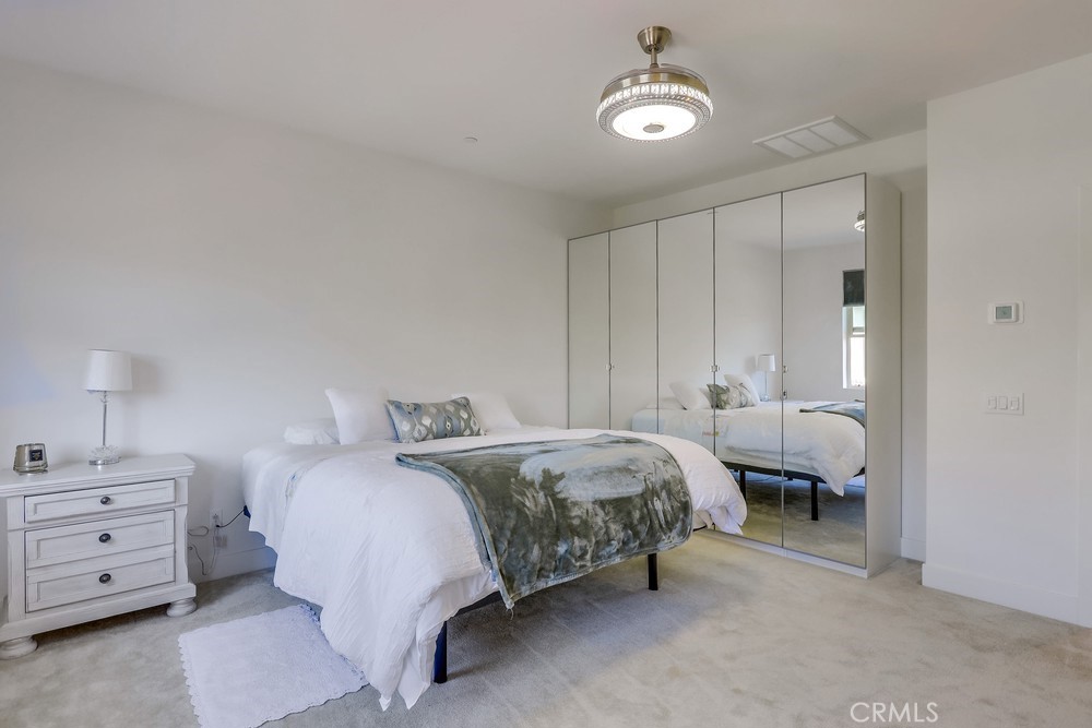 Iron Ridge - Residential