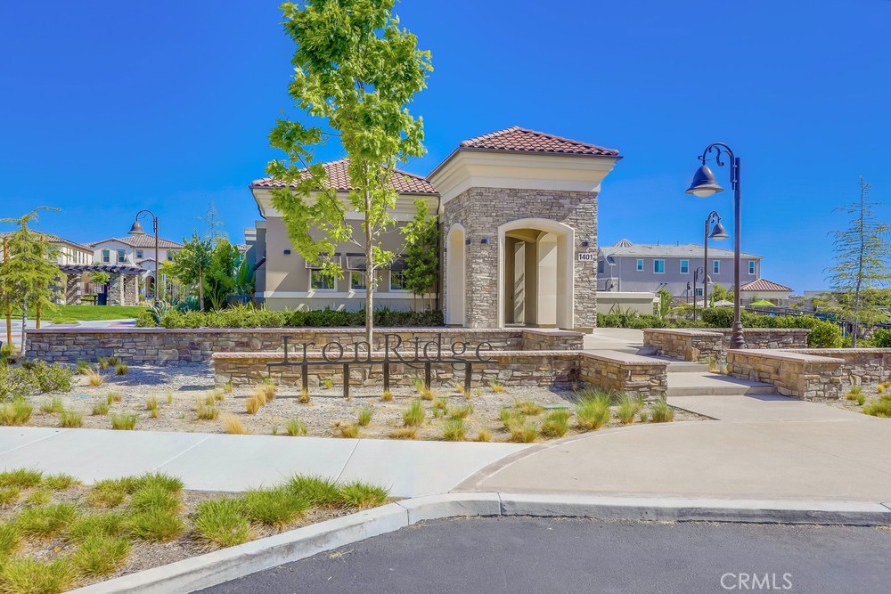 Iron Ridge - Residential