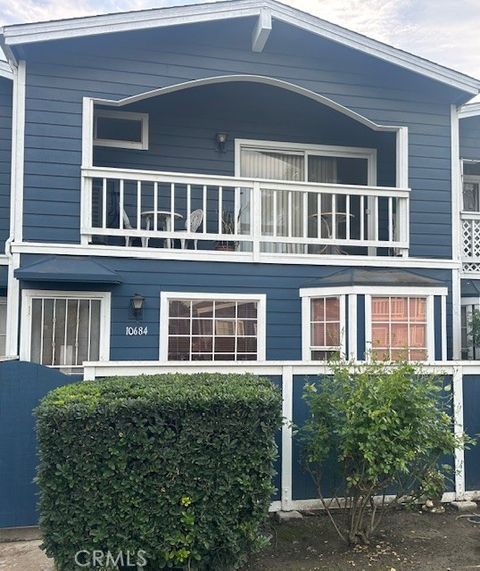 10684 Bell Stanton CA 90680