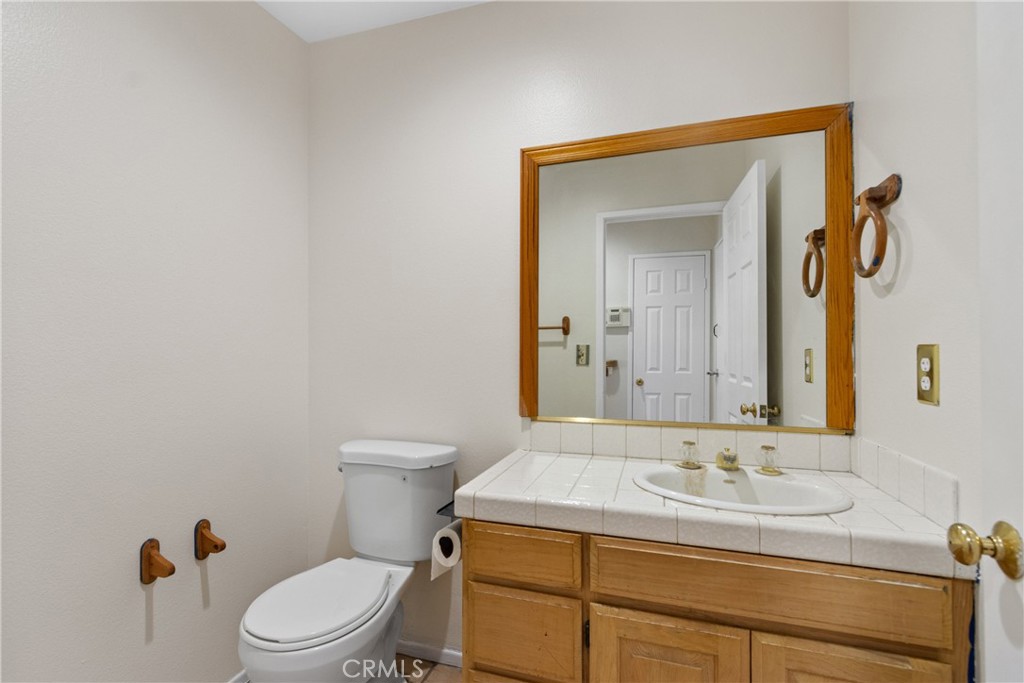 15539 Woodruff Avenue Avenue 9