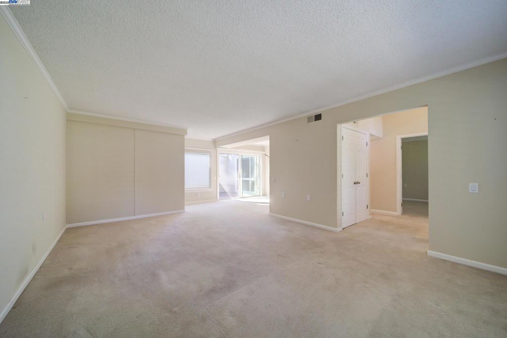 ROSSMOOR - Residential