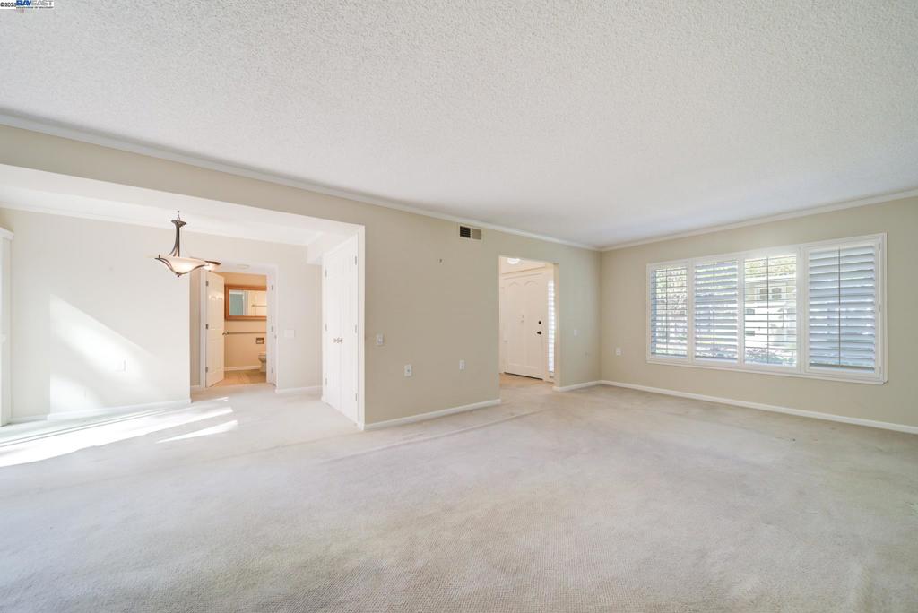 ROSSMOOR - Residential