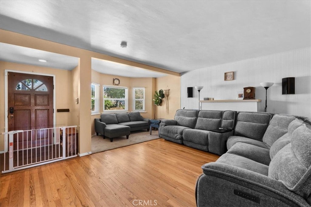 829 W Berkeley Court