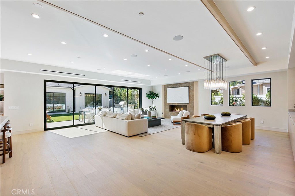 13944 Valleyheart Drive