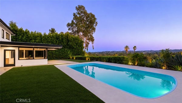 23310 AETNA ST, WOODLAND HILLS, CA 91367 - Image c4d8cea63f79571f7114d950750cde81/3229791105