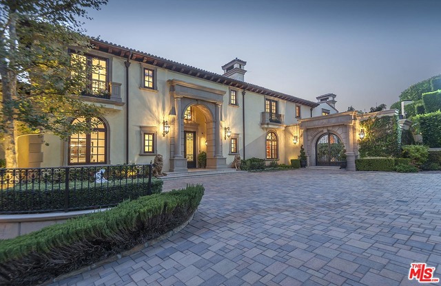 Gated, private Italian Villa in prime Beverly Hills. Seldom does a home of this caliber grace our market. Situated on over one acre of flat land with city views this approximately 16,000 square foot home must be seen to be fully appreciated. Grand scale public rooms lead to a fantastic grassy yard with outdoor living areas, and infinity edge pool. Features include· Six en suite bedrooms· Eleven custom bathrooms· Gourmet kitchen· Wine cellar, Home theatre and much more.