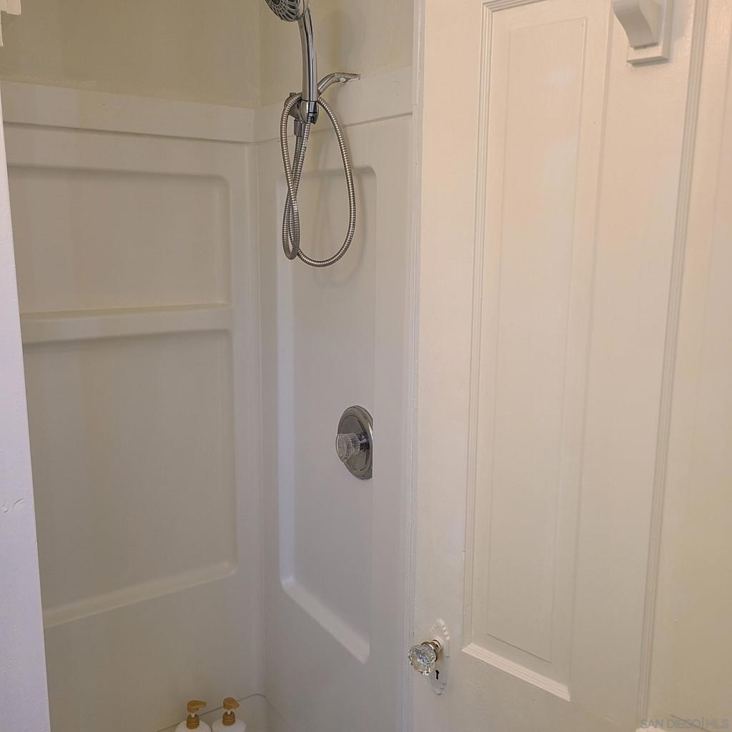 Del Mar - Residential Lease