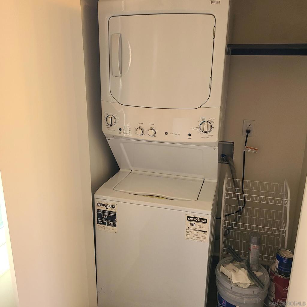 Del Mar - Residential Lease