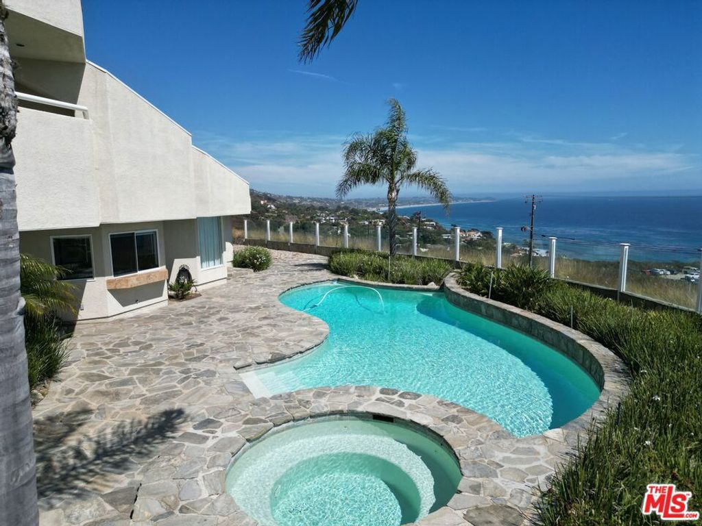 Photo of 32215 Pacific Coast Highway, Malibu, CA 90265 (MLS # 26648105)