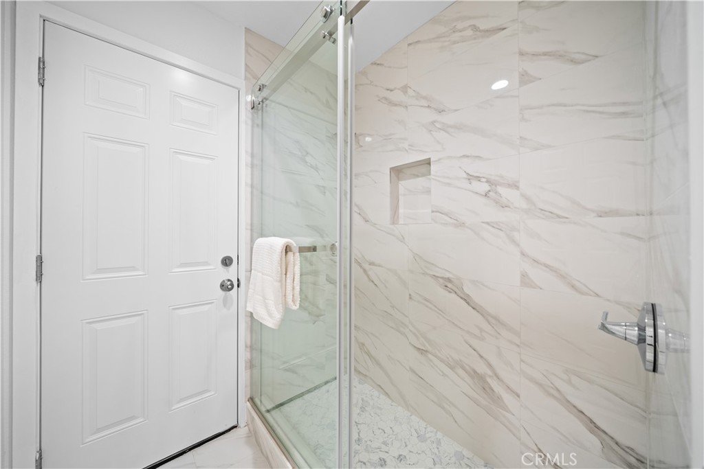 Hilltop Place (HP) - Residential