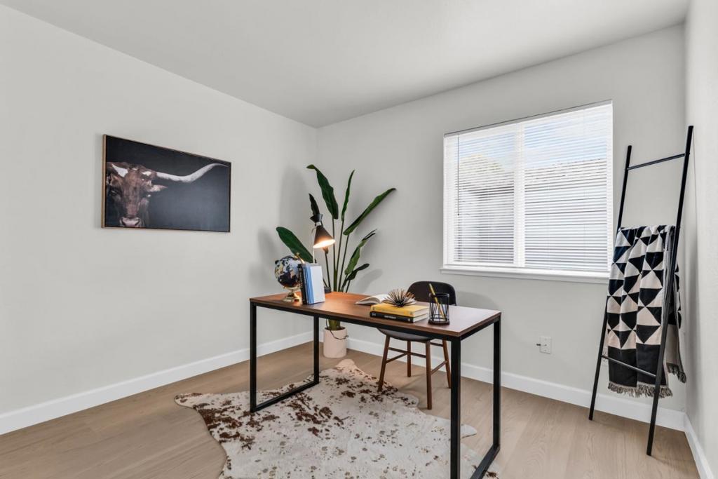 545 Groth Place
