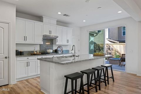 Tiny photo for 580 Alabama Street, Ventura, CA 93001 (MLS # V1-33407)