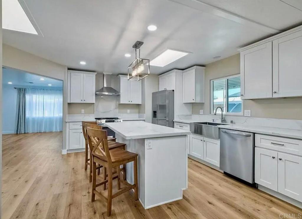4616 N River Road 42