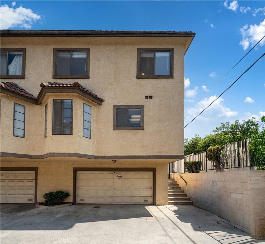listing image 130720326937789883869