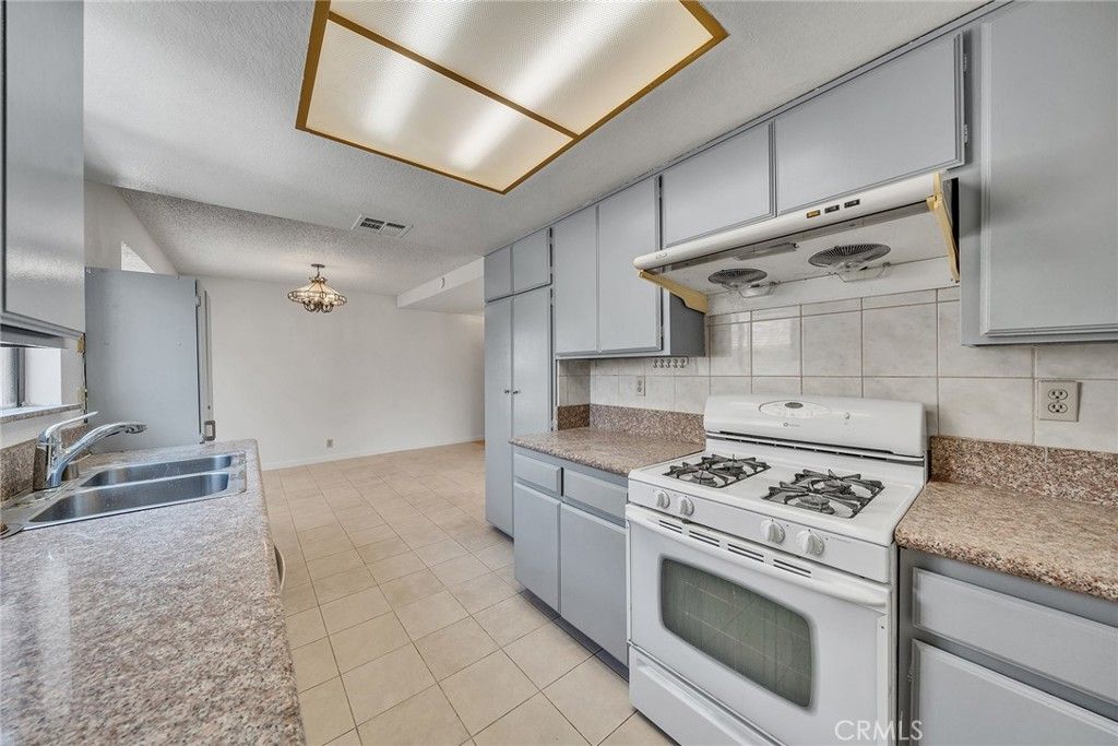 listing image 130725932179929259745
