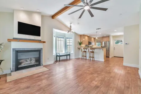 MLS: ML82006365