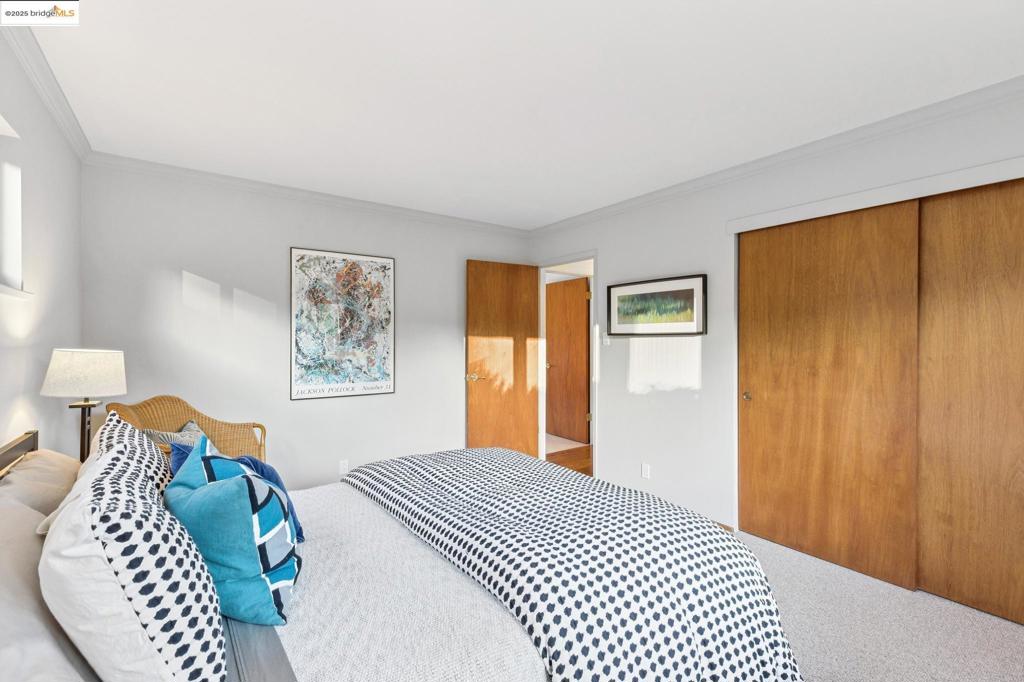 EL CERRITO HILLS - Residential