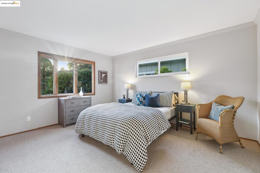 EL CERRITO HILLS - Residential