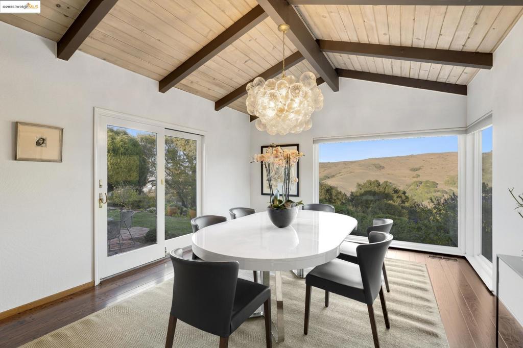 EL CERRITO HILLS - Residential