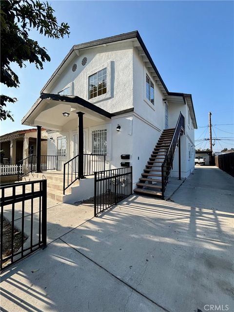 Photo of 227 E 81st St, Los Angeles, CA 90003 (MLS # DW26063894)