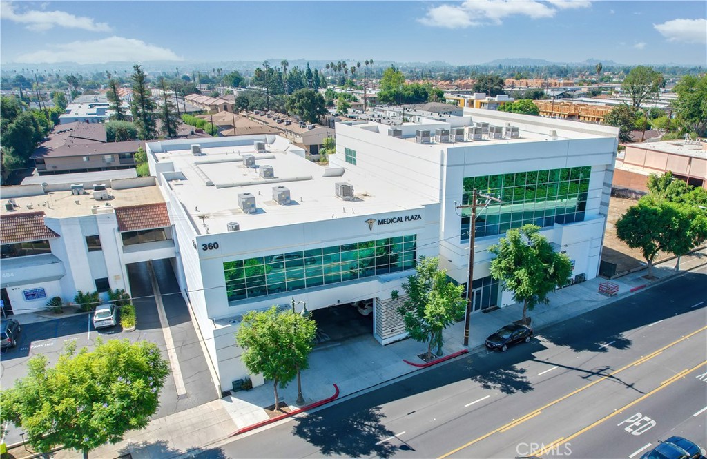 8 Medical Condos are available to lease in a 15,523 SF new development completed in 2023. 1,739 - 6,579 SF contiguous space are available on 2nd and 3rd floors; 1st floor perfect for dental or retail space. Institutional quality 'Class A' construction with high ceilings (14'-16") to accommodate surgical, clinical and dental use. The Property is designed for Medicare approval with ADA elevator, office doors and room for back-up generators. Modern design with panoramic windows facing the golf course at San Gabriel Country Club. High visibility location with ample parking in the heart the San Gabriel medical district only 3 blocks from San Gabriel Valley Hospital.