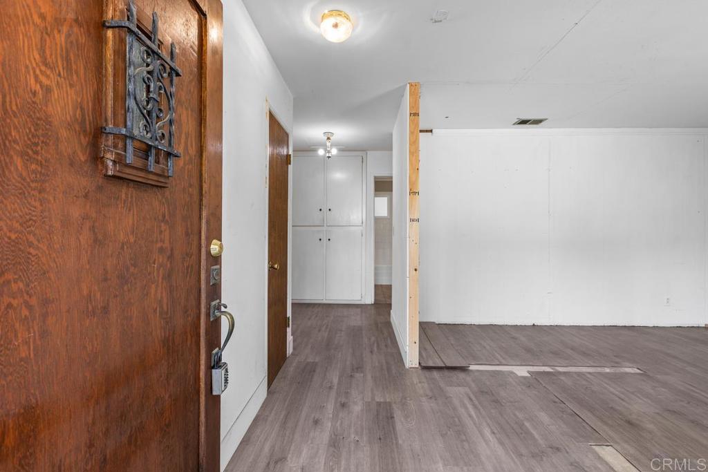 2128 Bautista Ave