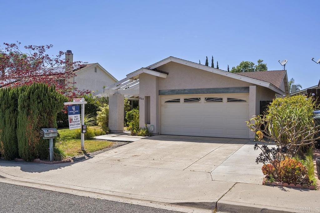 834 LA SENDA WAY